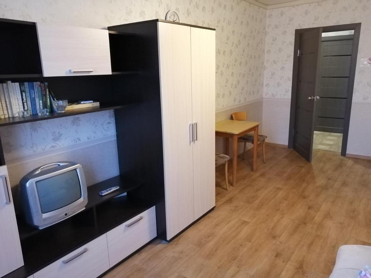 Khudozhnik Apartment, Квартира С Кухней サンクトペテルブルク エクステリア 写真