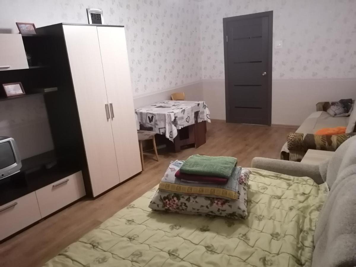 Khudozhnik Apartment, Квартира С Кухней サンクトペテルブルク エクステリア 写真